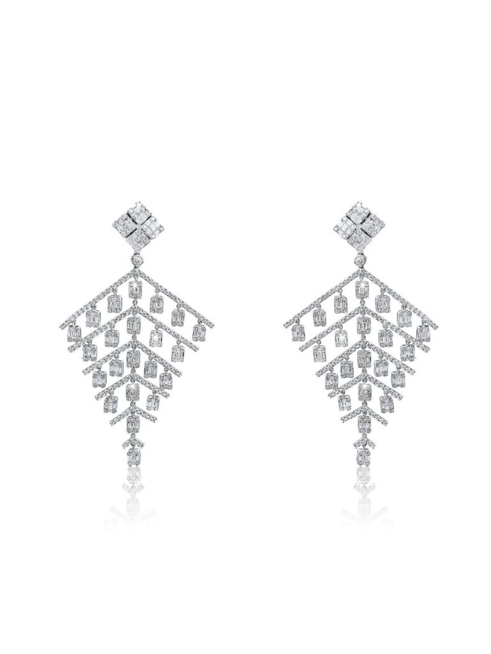 454 Round Diamonds 18k White Gold Chandelier Earrings - Picture 4 of 4